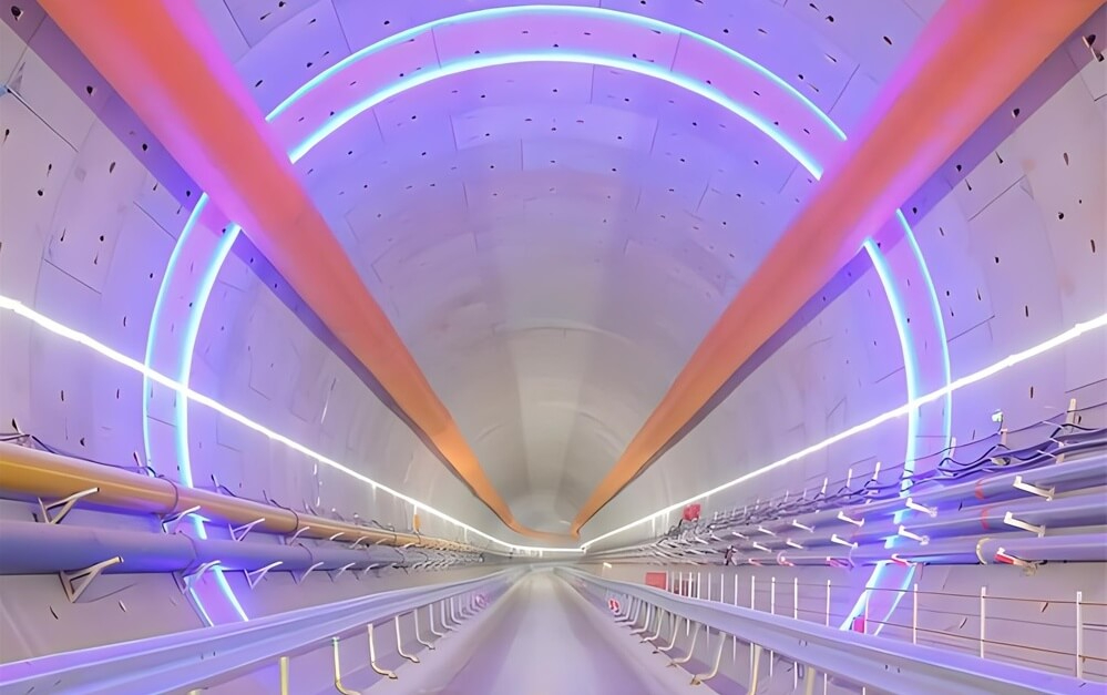 tunnel_light_strip